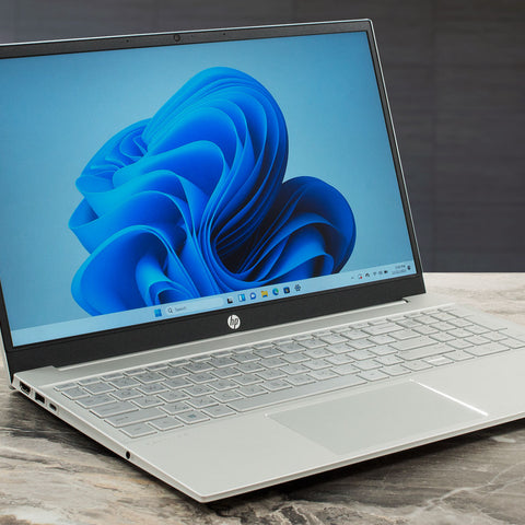 **HP Dragonfly Folio G3 2022 | Intel Core i5-1250U | 16GB LPDDR5 RAM | 256GB SSD | 13.5" FHD+ Display | Intel Iris Xe Graphics**