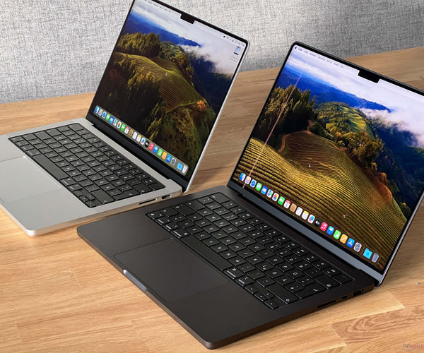 **MacBook Pro 13" M1 (2020)**