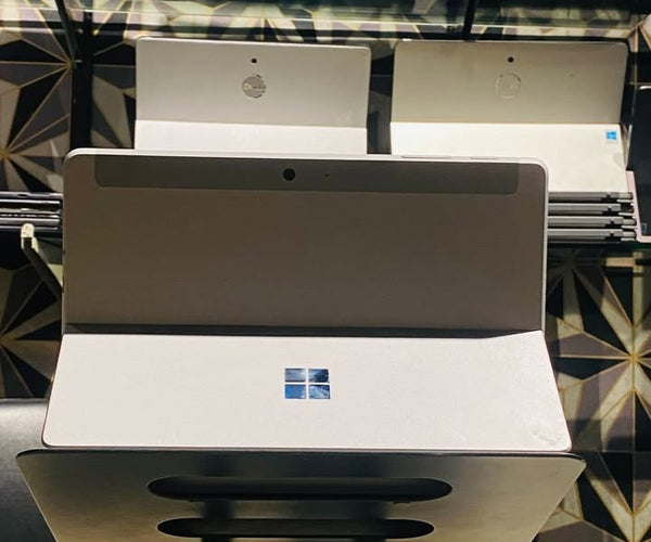 Microsoft Surface Go 1 – PENTIUM | 8GB RAM | 128GB SSD | Preloved