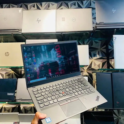 Lenovo ThinkPad X1 Carbon Gen 6 | Intel Core i5-8350U | 16GB RAM | 256GB NVMe SSD | 14" Full HD IPS Display